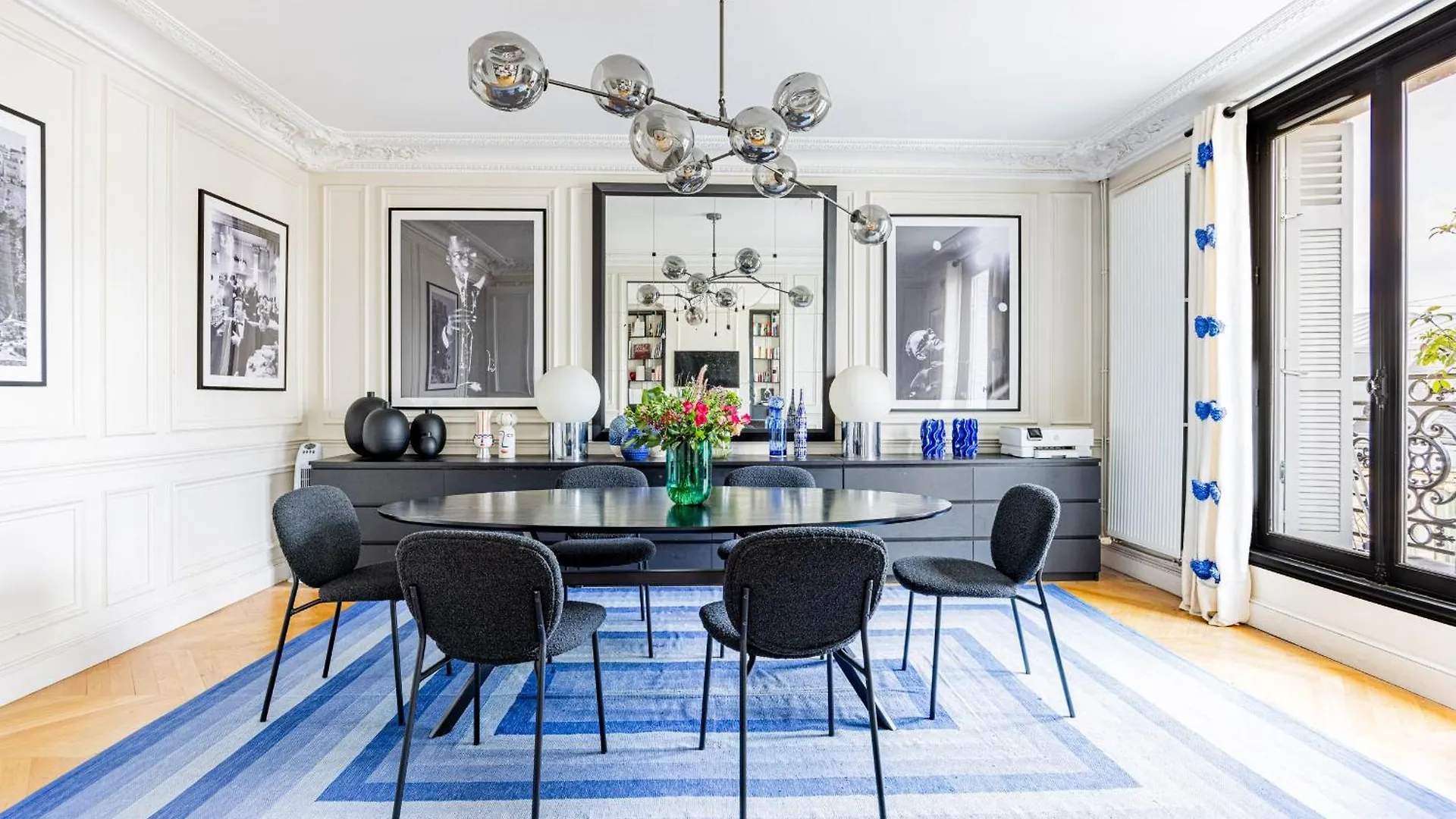 Apartment Montaigne Champs-elysees *