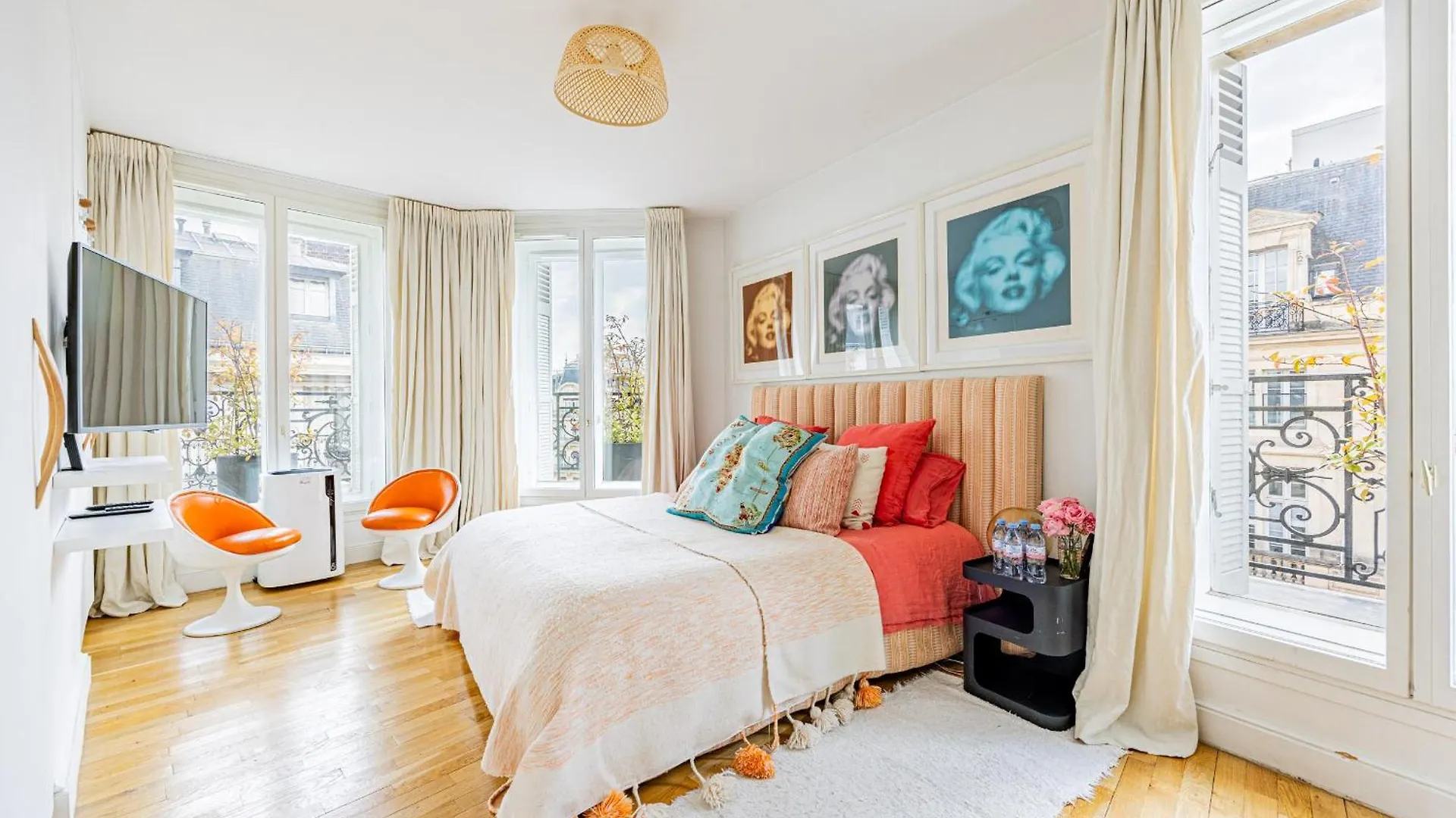 Apartment Montaigne Champs-elysees Paris